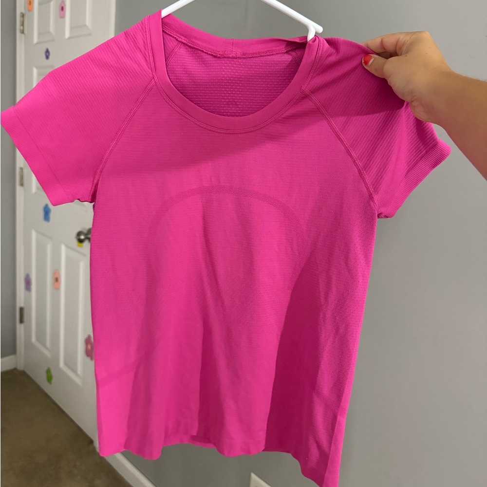 Lululemon swiftly tech top